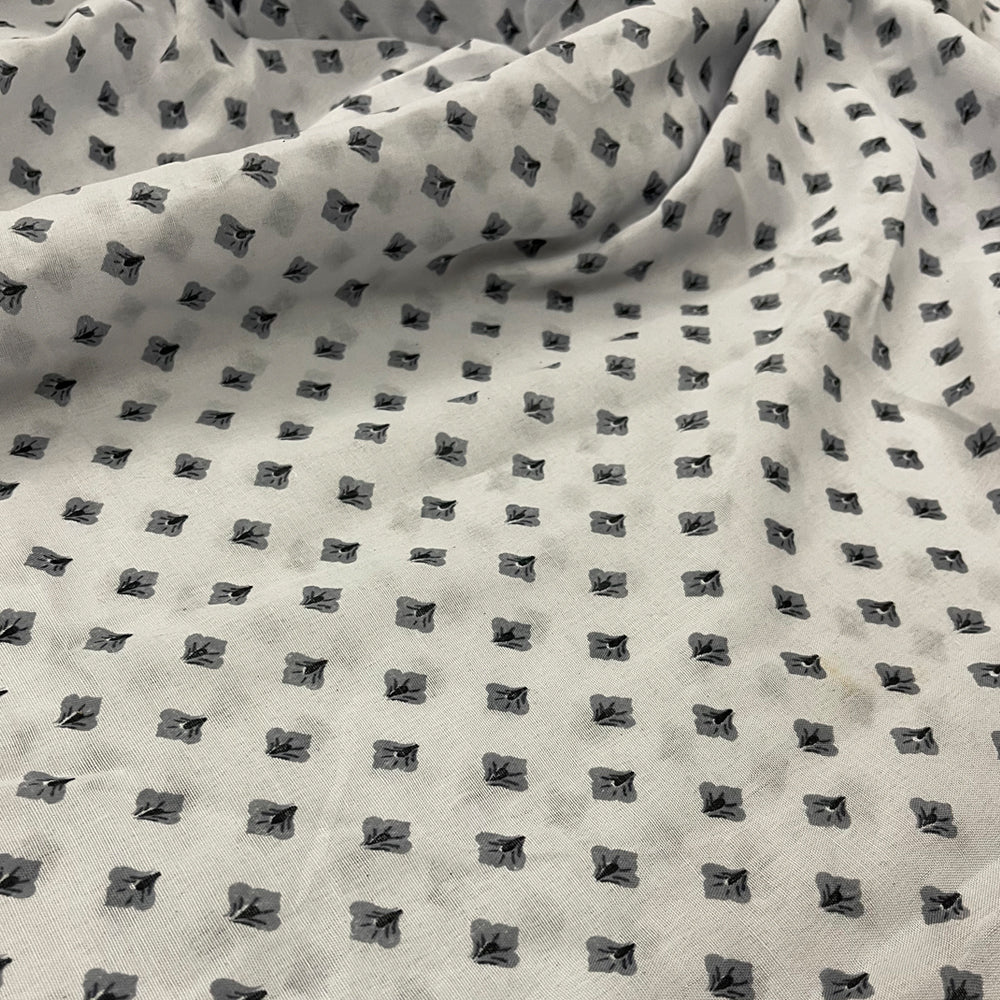 Full Length Namaz Chaddar with Sleeves - White Printed