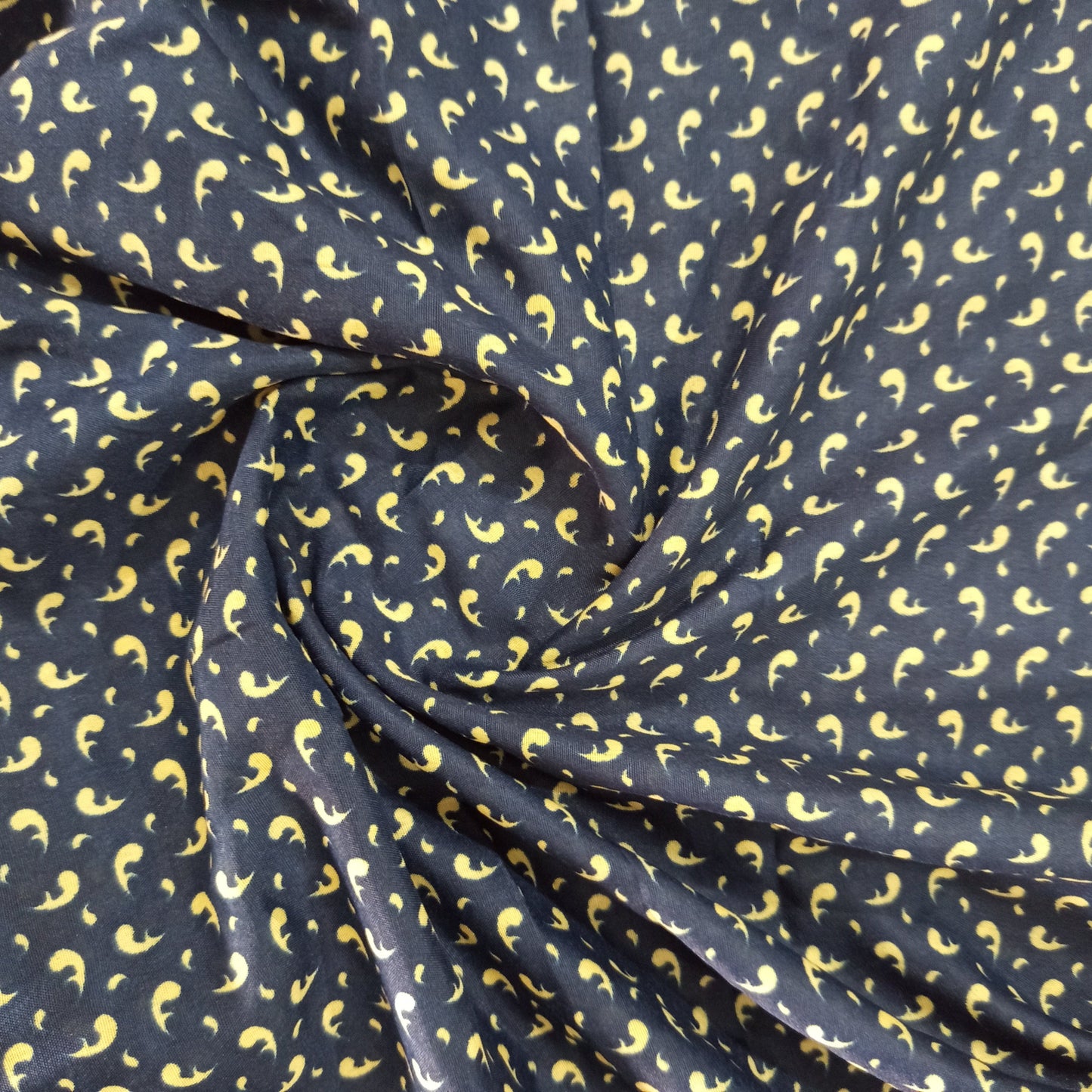 Full Length Random Printed Namaz Chaddar with Sleeves and Adjustable Naqab